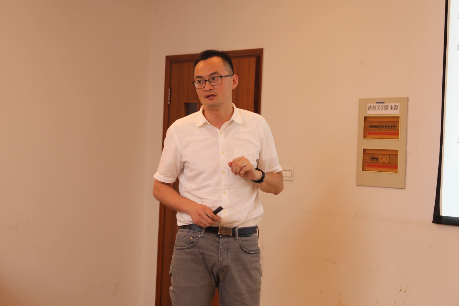 德赢官网Vwin-华为技术有限公司可信软件联合研讨会顺利召开