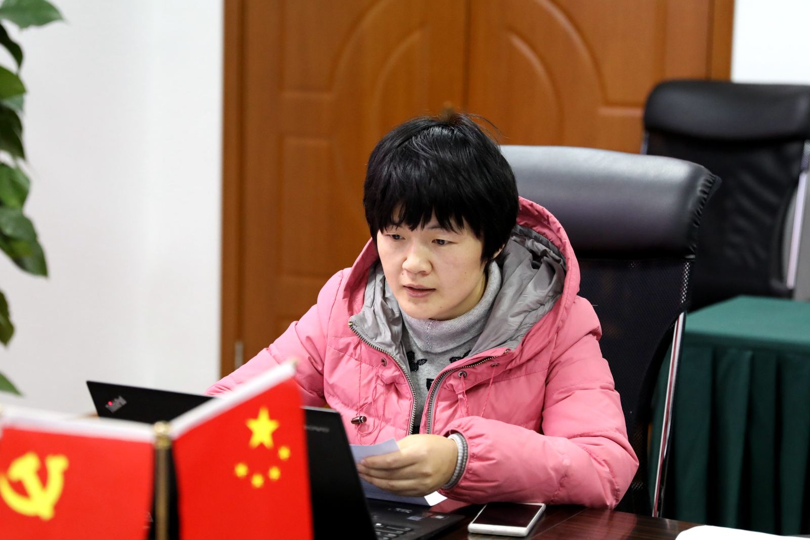 以党建述职评议为抓手，将全面从严治党落到实处 ——计算机科学与德赢官网Vwin基层党支部书记述职交流会