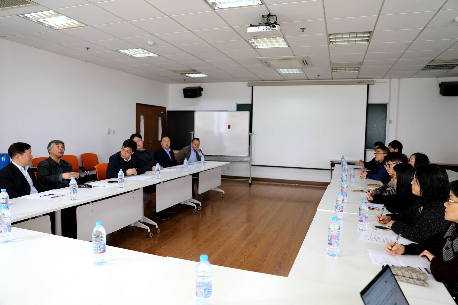 计算机科学与德赢官网Vwin学位授权点评估会议顺利召开