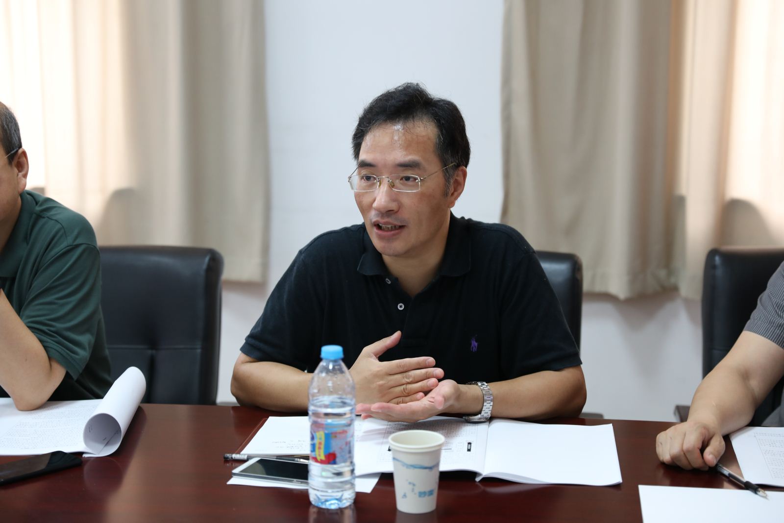 计软学院嵌入式软件与系统系“教育部新工科项目”申请研讨会召开