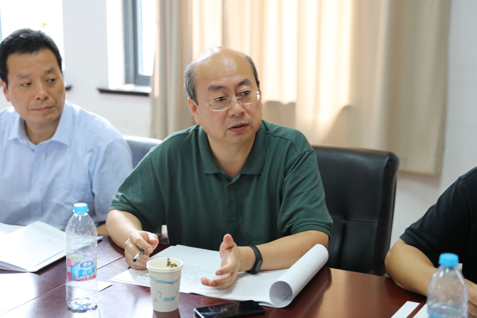 计软学院嵌入式软件与系统系“教育部新工科项目”申请研讨会召开