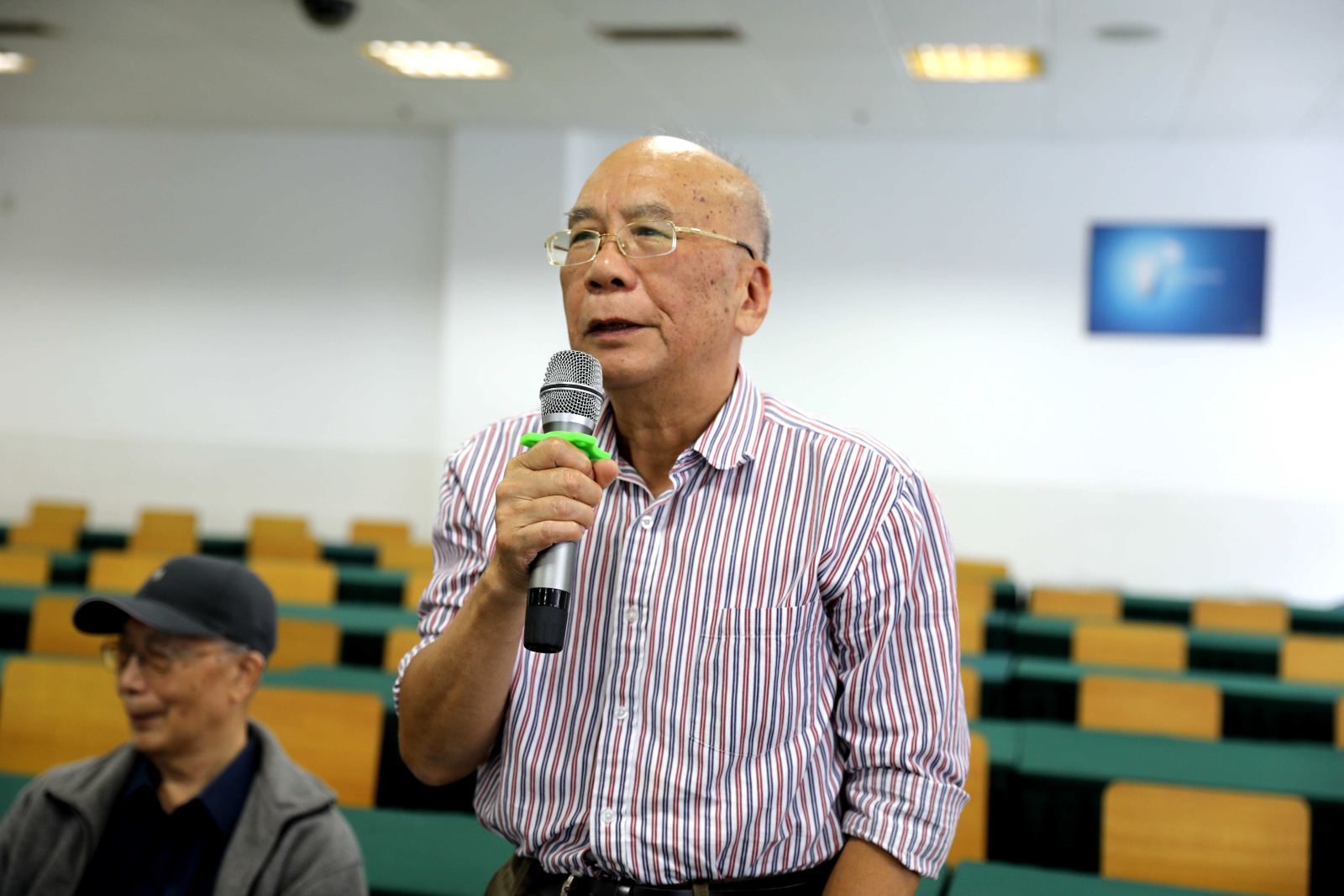 计算机科学与德赢官网Vwin举行敬老节茶话会