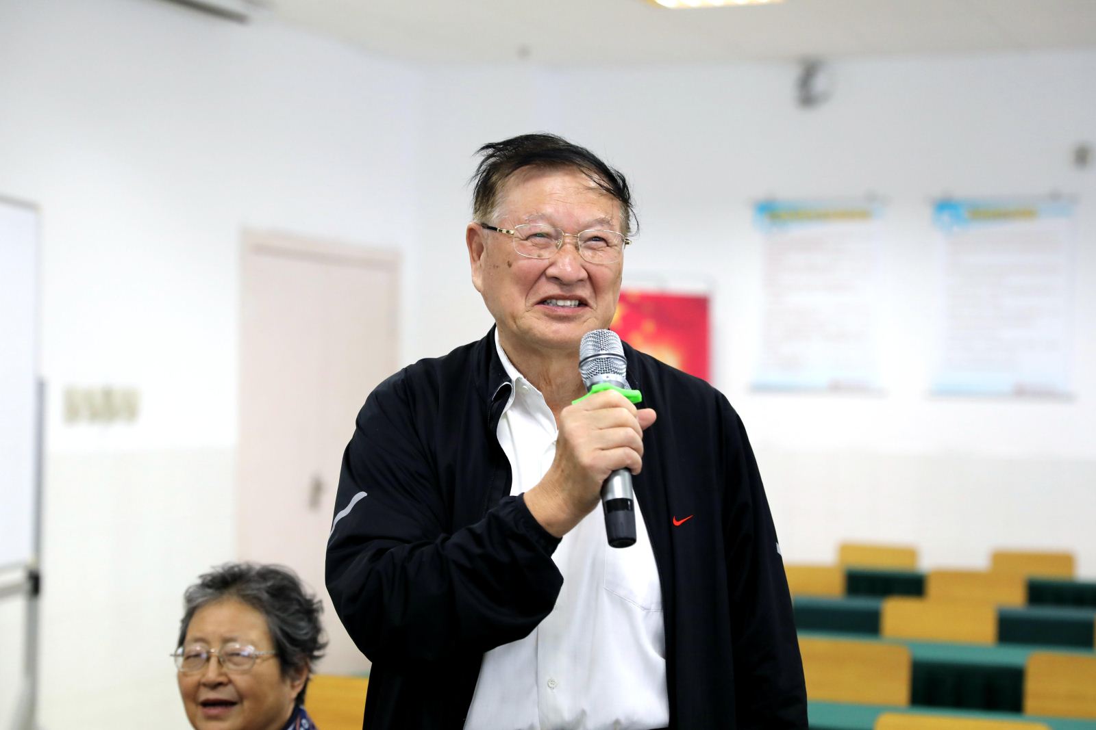 计算机科学与德赢官网Vwin举行敬老节茶话会