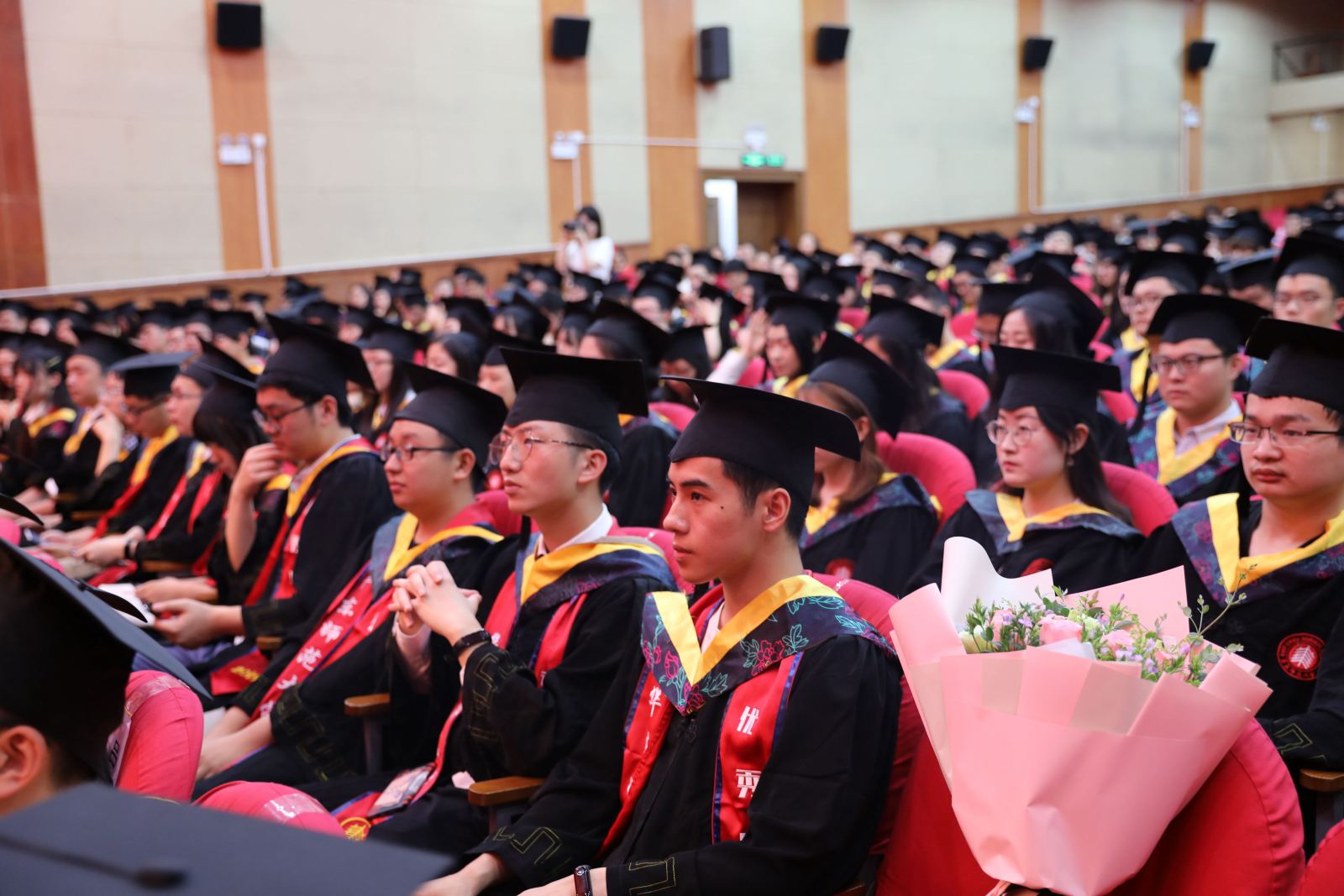 青春韶华 最忆师大丨计算机科学与德赢官网Vwin隆重举行2019届毕业典礼