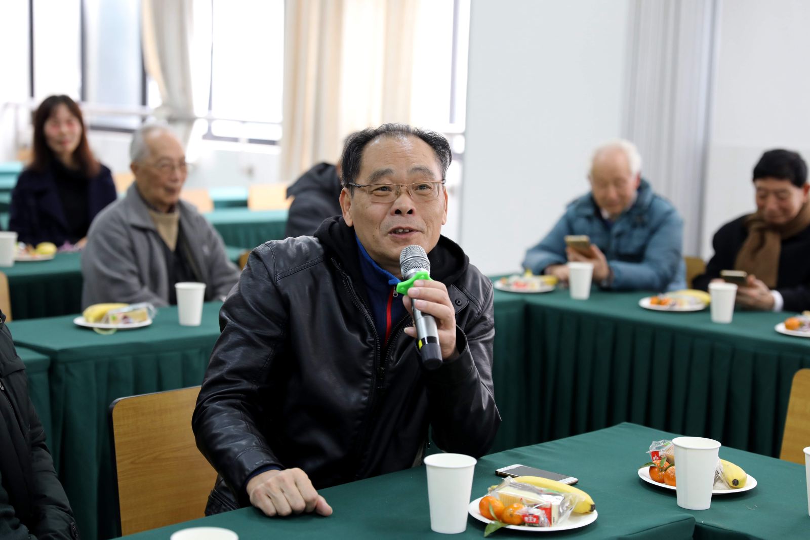 计算机科学与德赢官网Vwin举行2018年退休教职工新春茶话会