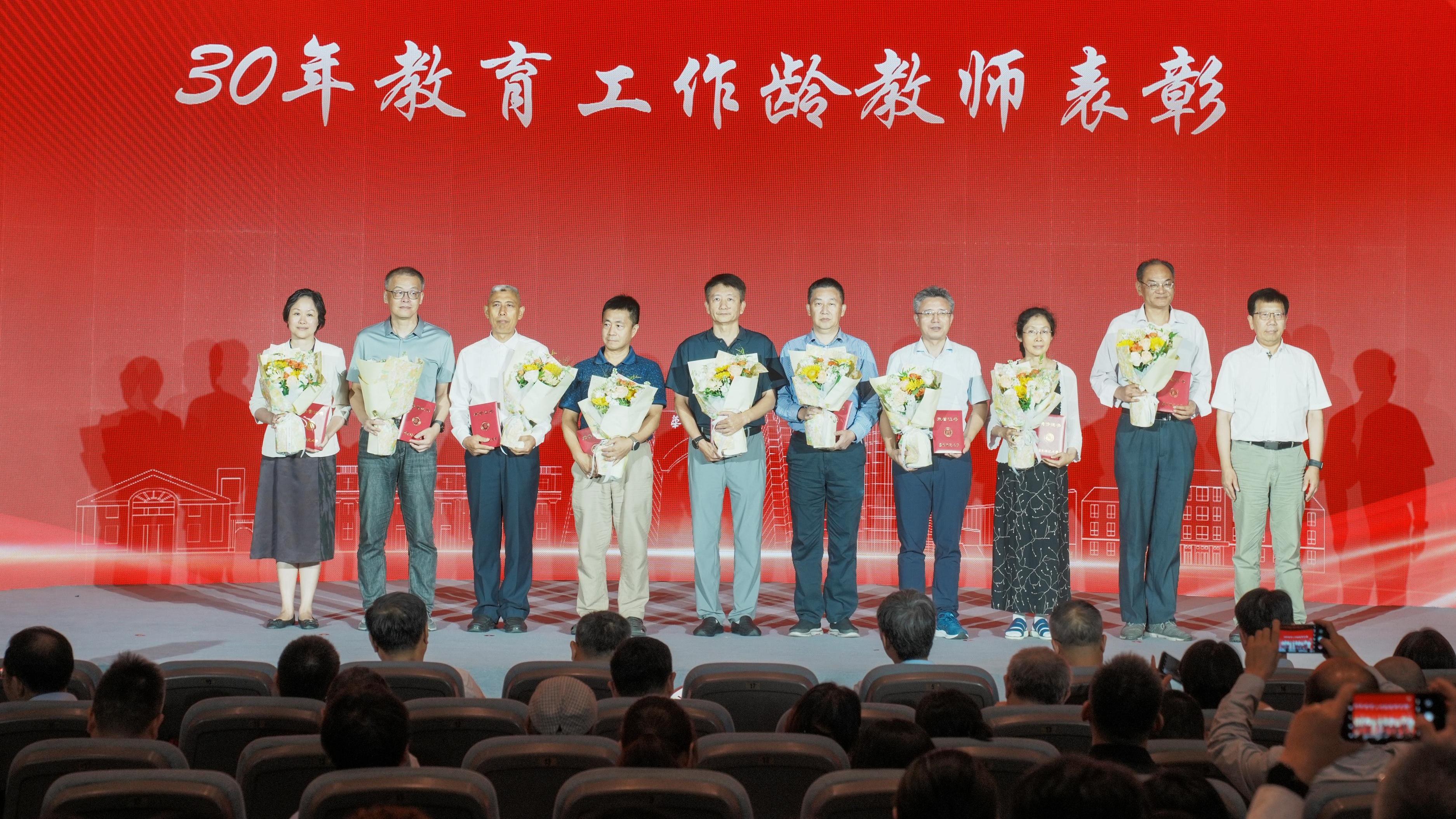 DSC03897.jpg DSC03897.jpg