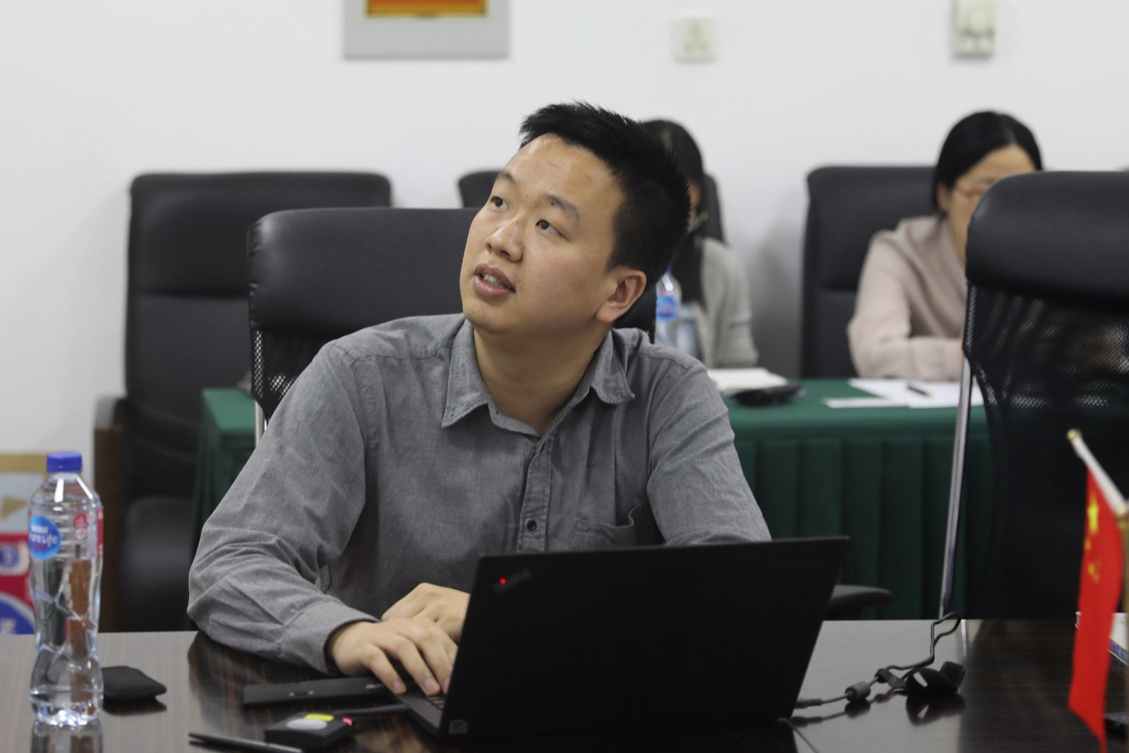 推动党建创新项目，提高党务工作水平——计算机科学与德赢官网Vwin党委召开党支部书记工作例会