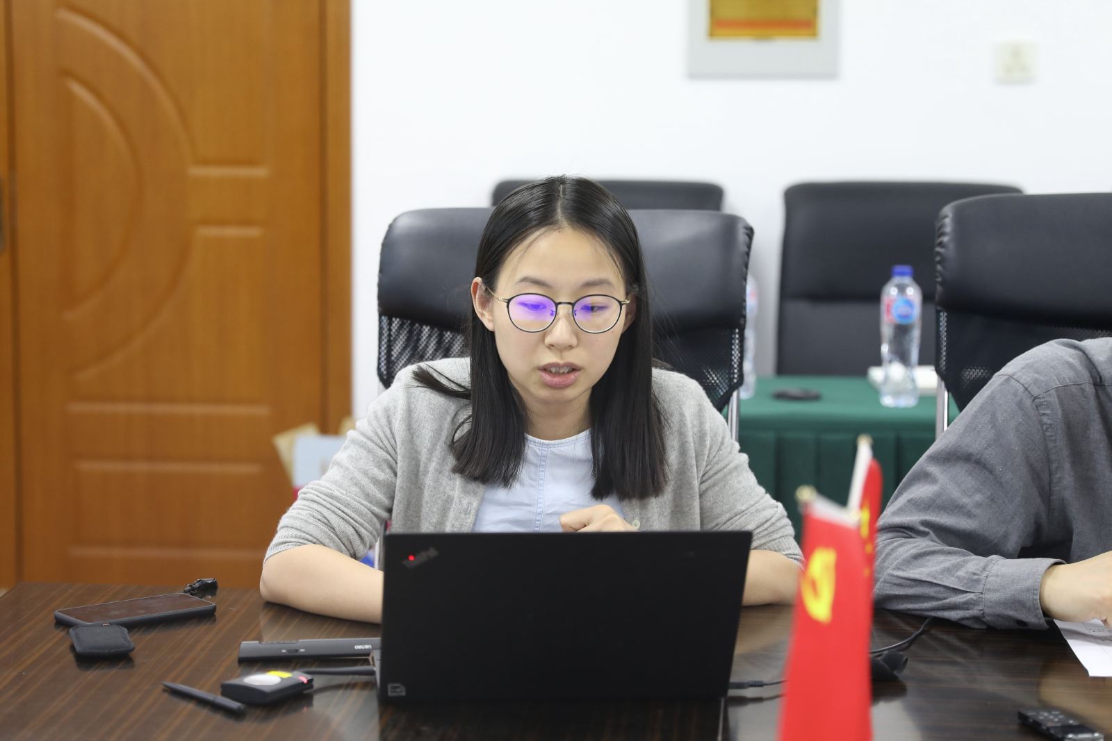 推动党建创新项目，提高党务工作水平——计算机科学与德赢官网Vwin党委召开党支部书记工作例会