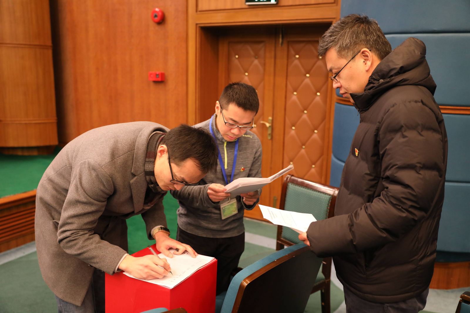 跨越新征程 聚力谱新篇——计算机科学与德赢官网Vwin举行第一次党员代表大会