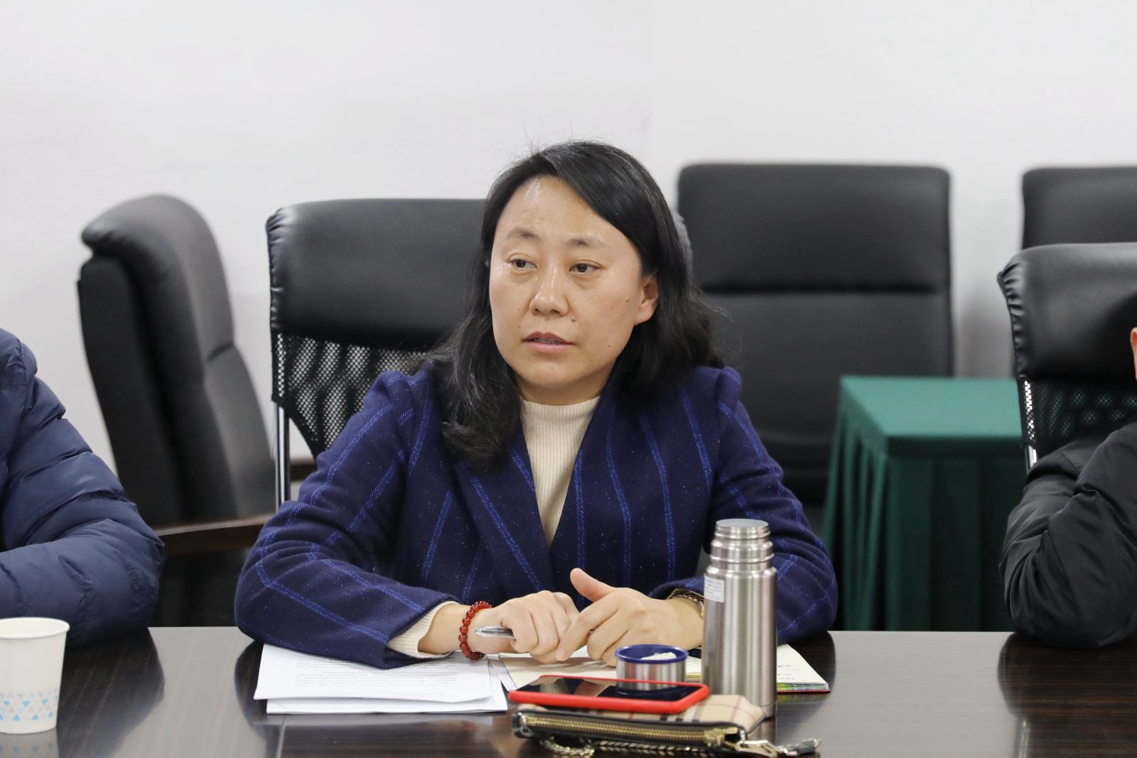 计算机科学与德赢官网Vwin召开教授座谈会