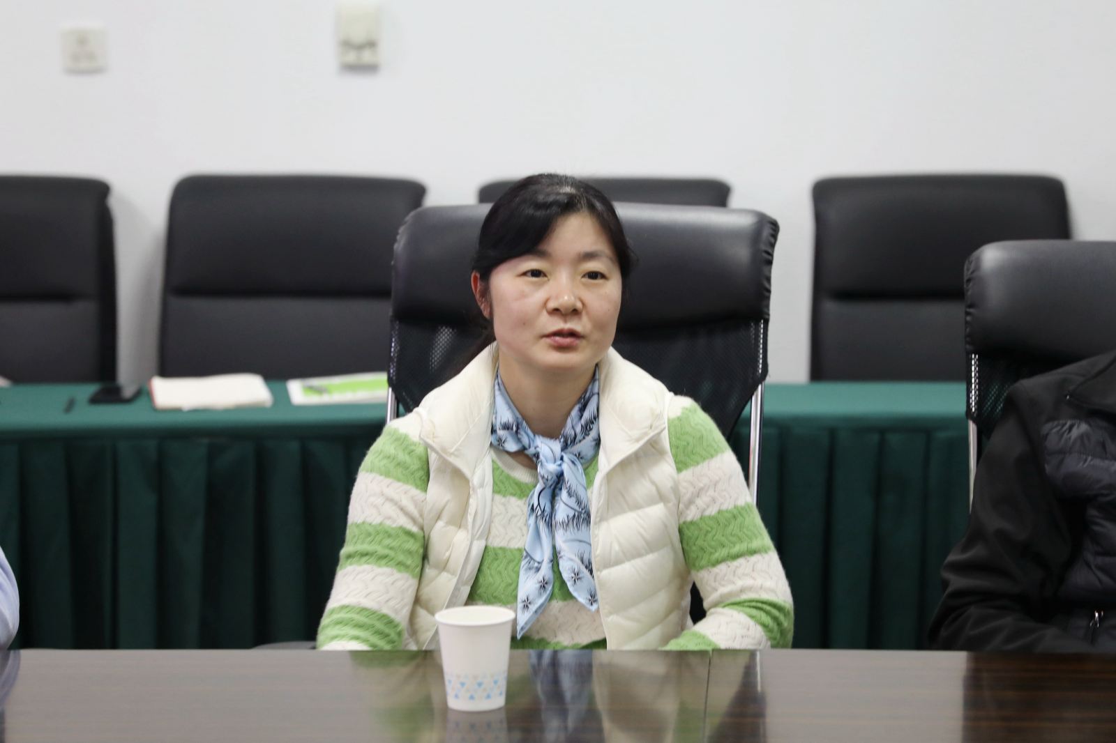 计算机科学与德赢官网Vwin召开教授座谈会