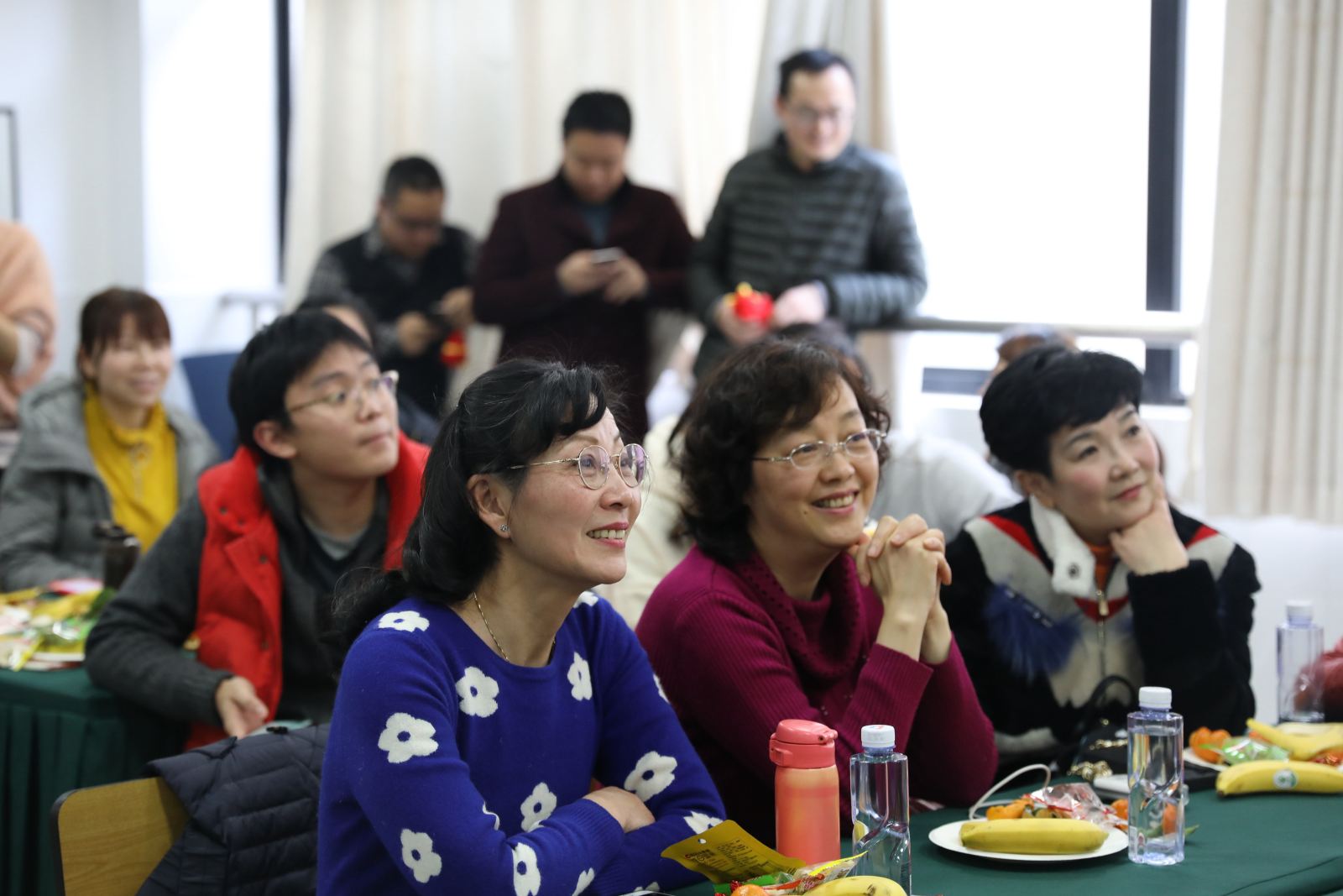 知否知否，计软学院新老教师共度2019新年茶话会！