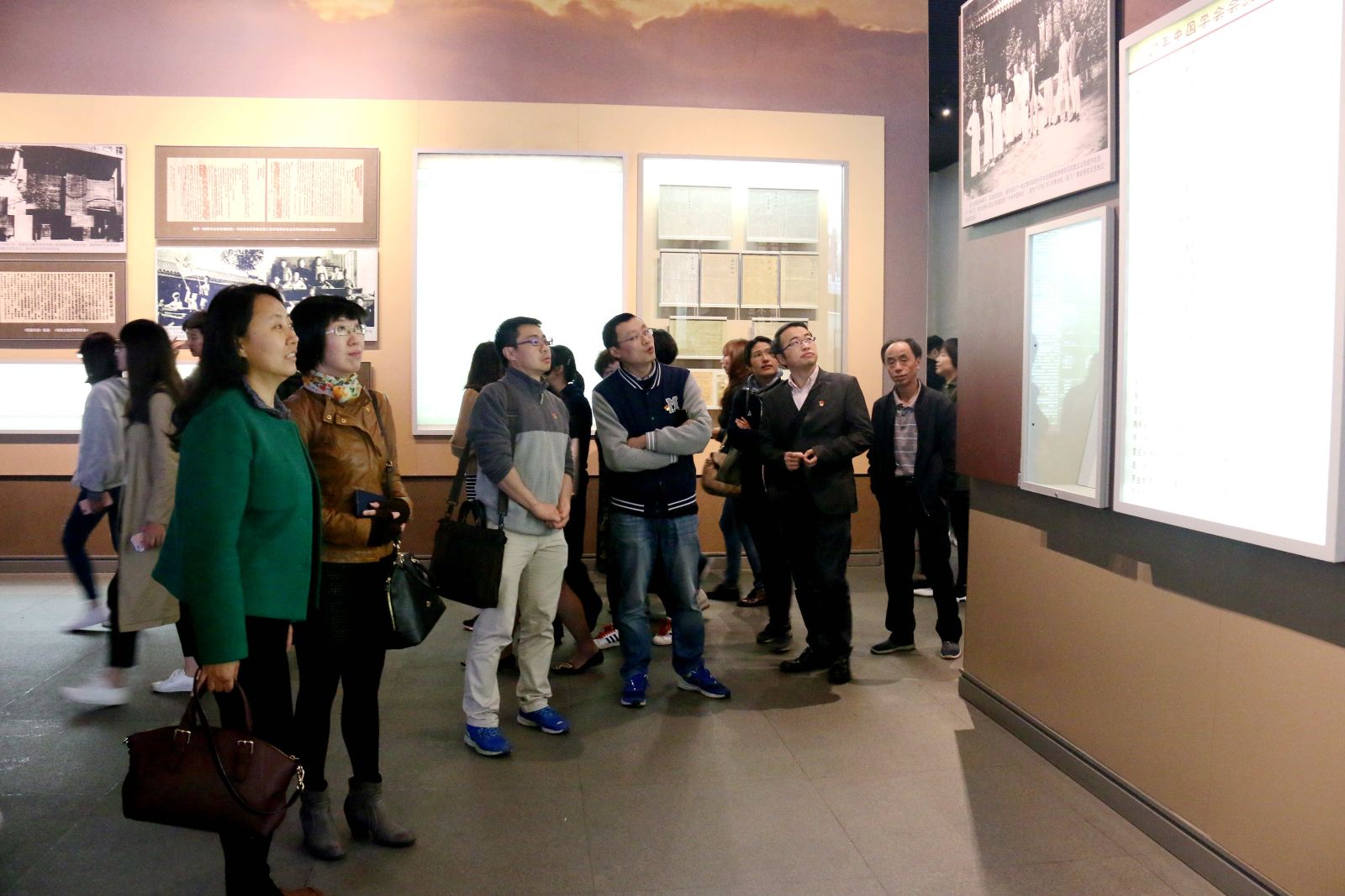 学习“红船精神”  不忘初心 牢记使命 --华东师大计算机科学与德赢官网Vwin党委与市科委计划处党支部赴嘉兴南湖学习